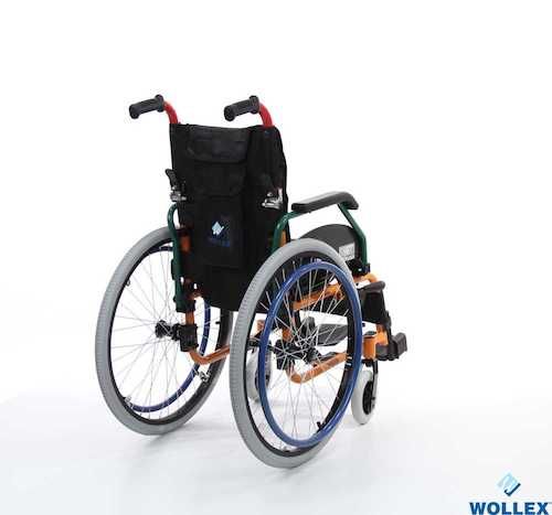 W980 ÇOCUK TEKERLEKLİ SANDALYE 
